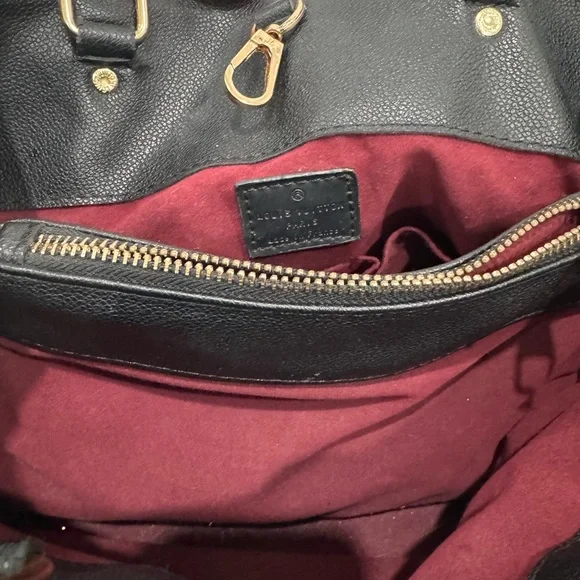 Fashion Inspired Black Monogram Tote Bag - Picture 5 of 9